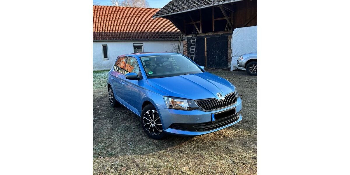 Skoda Fabia 93.800 km 8.400 &euro; Neustadt am Rübenberge 31535