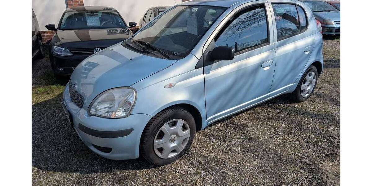 Toyota Yaris 89.754 km 2.700 &euro; Berlin-Karlshorst 10318