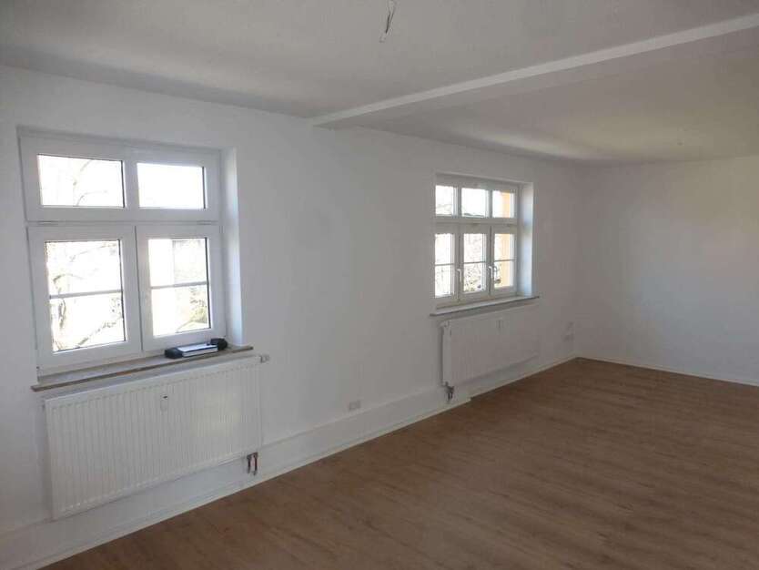 Wohnung zum Mieten in Glauchau 750 € 107 m²