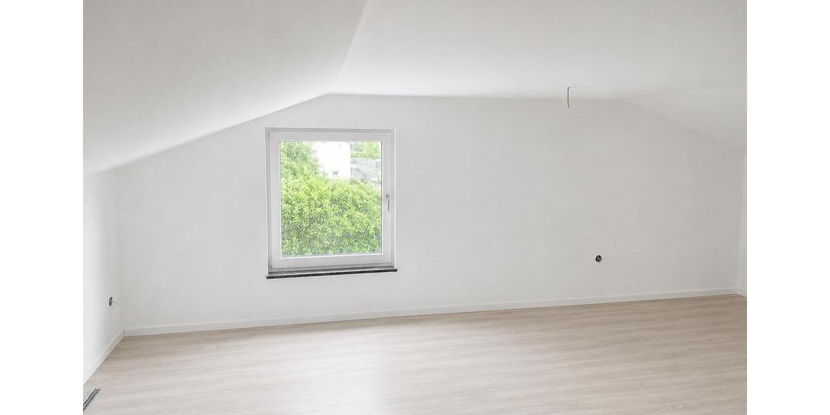 Einfamilienhaus Bad Bocklet - 4 Zimmer, 160 m&sup2;, 386.000&euro; | Angebot:26959531