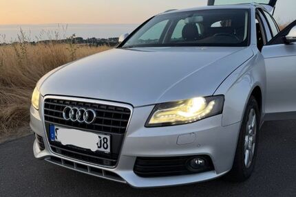 Audi A4 112.000 km 7.500 &euro; Hennef 53773