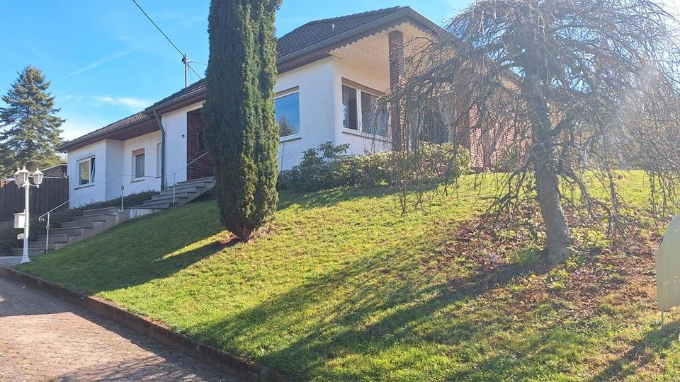 Bungalow Bausendorf - 5 Zimmer, 143 m&sup2;, 1.300&euro; | Angebot:26368367