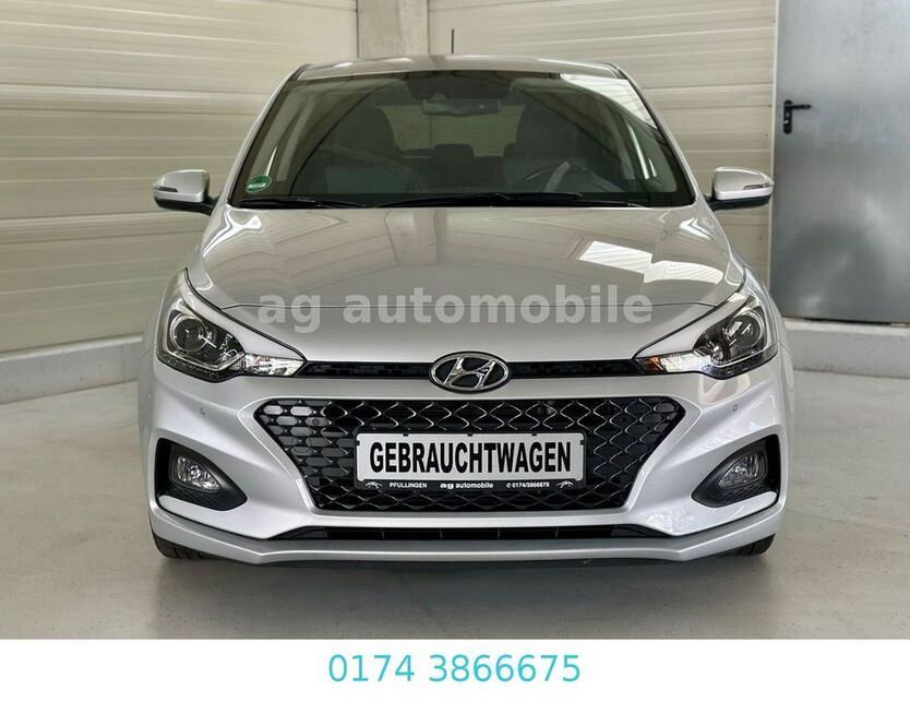 i20