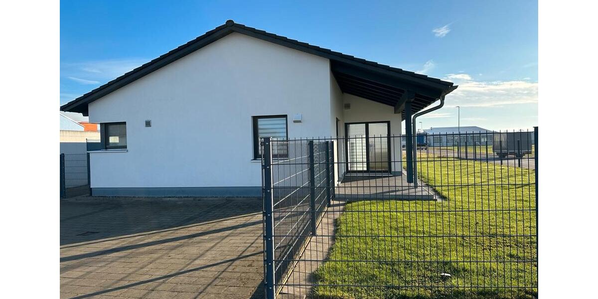 Gewerbeobjekt Wallerstein - 1.000&euro; | Angebot:24349832