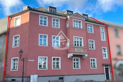 Haus zum Kaufen in Wunsiedel 325.000 € 330 m² 12 zimmer