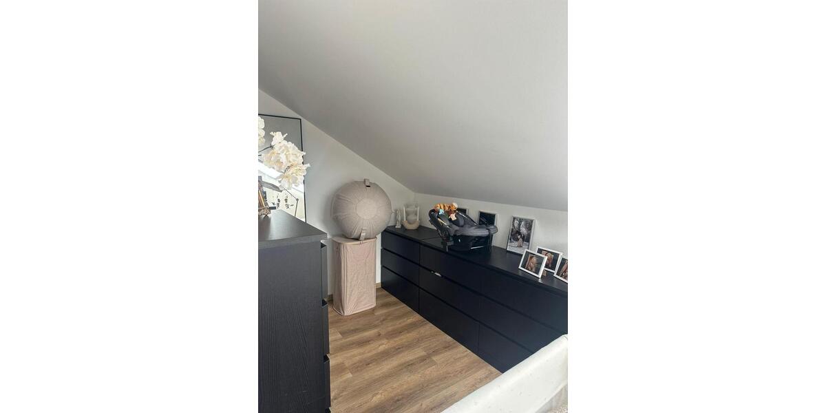Dachgeschoßwohnung Heldenstein - 2 Zimmer, 73 m&sup2;, 950&euro; | Angebot:26322276