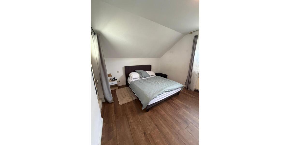 Dachgeschoßwohnung Bad Bentheim - 3 Zimmer, 75 m&sup2;, 860&euro; | Angebot:26119314