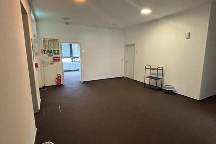 Bürogebäude über 4 Etagen in Leverkusen (Einzeletage ab 330m²) zimmer