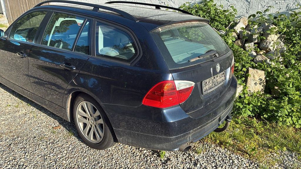 BMW 320 156.000 km 1.900 &euro; Neumarkt St Veit 84494