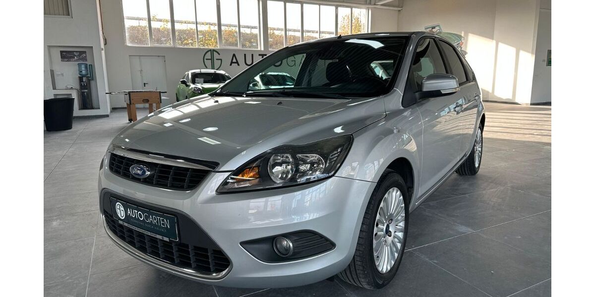 Ford Focus 100.000 km 7.950 &euro; Paderborn 33106