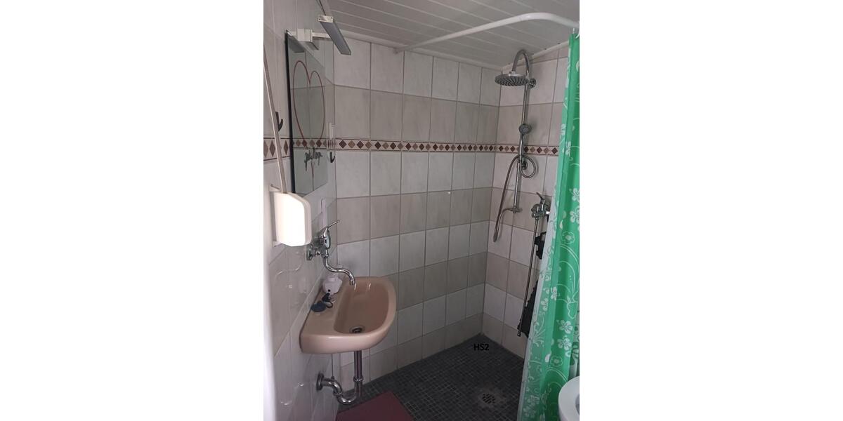 Eingerichteter rustikaler Wochenend-Ferien-Bungalow am Lübbesee 2 zimmer