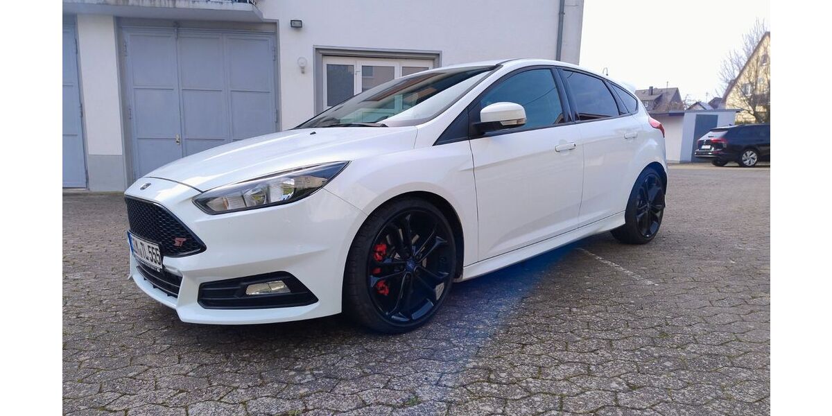 Ford Focus 149.000 km 11.000 &euro; Emmelshausen 56281