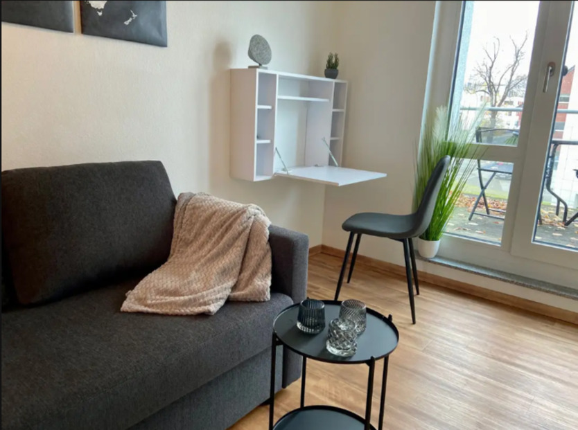 provisionsfrei - Modernes Single-Apartment m. Stpl - 2 Terr, EBK