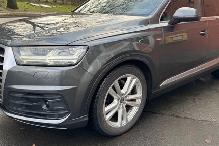 Audi Q7 142.049 km 29.900 &euro; Welle 21261