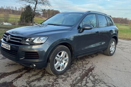 VW Touareg 256.500 km 10.600 &euro; Amstetten 73340