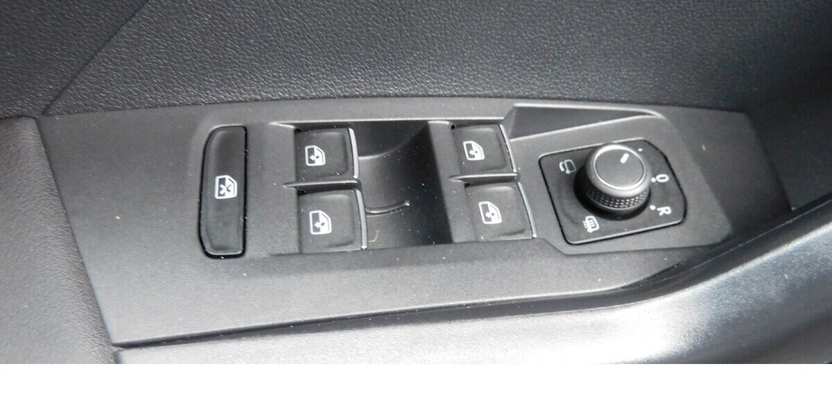 VW T-Cross 1.0 Life BMT TSI Klima Navi 22.700 km 17.990 &euro; Vordorf 38533