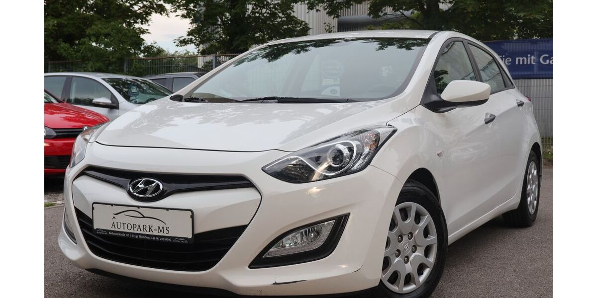 Hyundai i30 120.000 km 5.990 &euro; München 81243