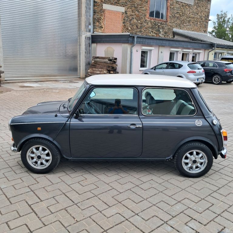 Mini Cooper 49.500 km 10.950 € Heistenbach 65558
