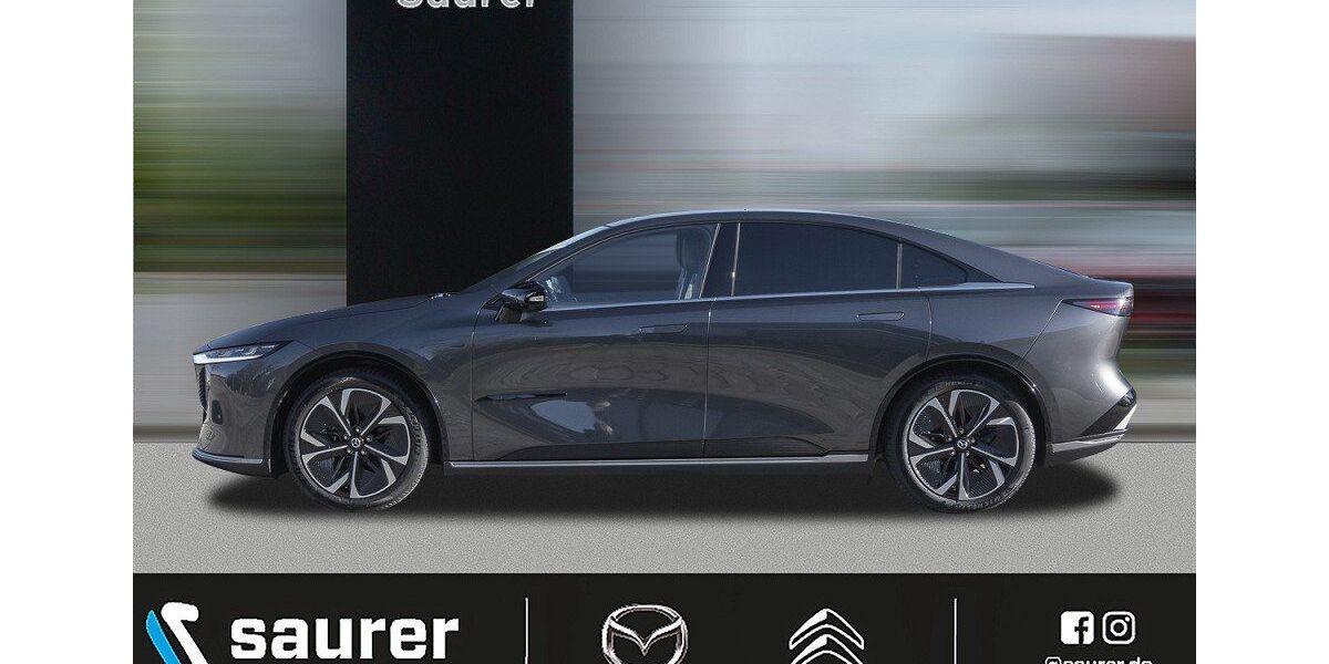 Mazda 6e 2.362 km 36.990 &euro; Neufahrn 85375