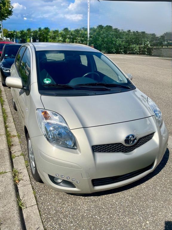 Yaris