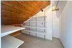 Außergewöhnliche 4,5 Zimmer Wohnung direkt am Feld mit Garage