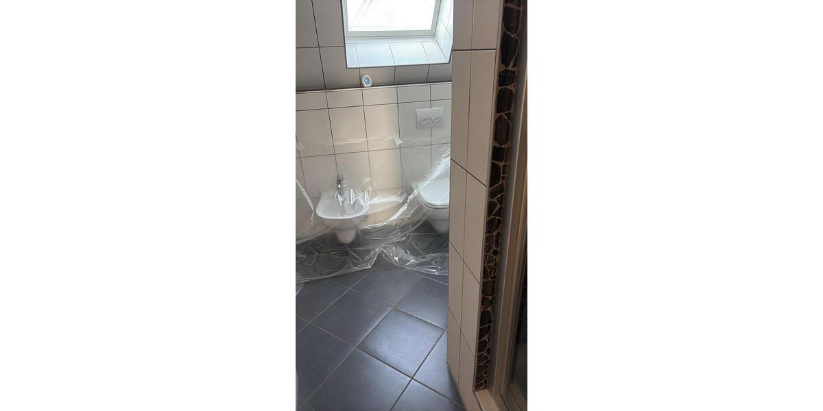 Dachgeschoßwohnung Trossingen - 4 Zimmer, 100 m&sup2;, 850&euro; | Angebot:26367585