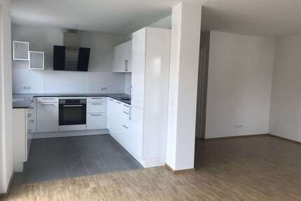 Wohnung zum Mieten in Landau 1.130 € 90.16 m²