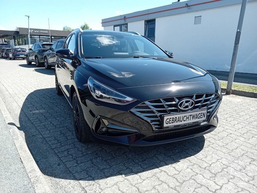 i30