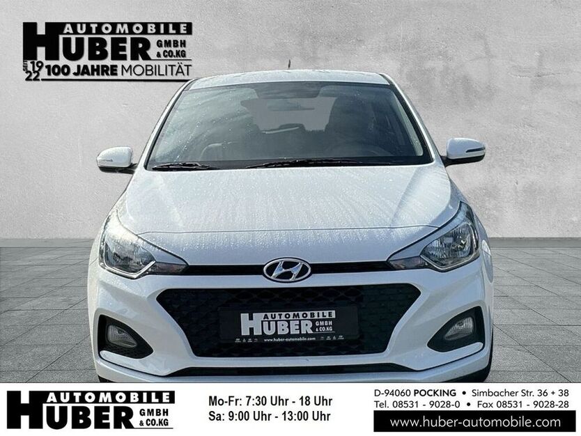 i20