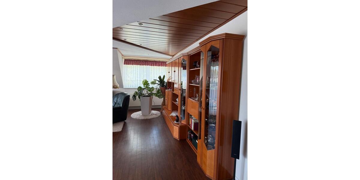 Etagenwohnung Elsterwerda - 3 Zimmer, 130 m&sup2;, 155.000&euro; | Angebot:26768837