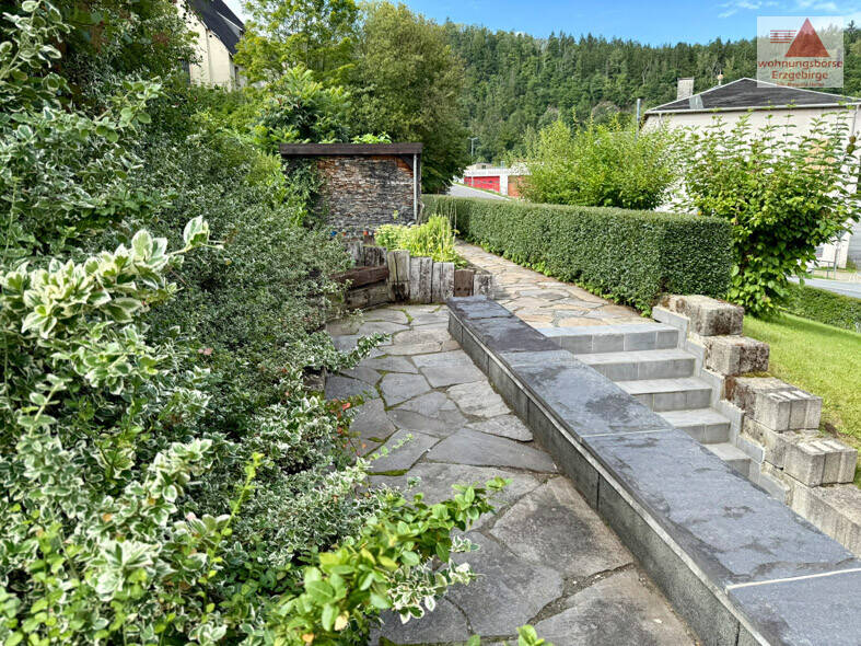 Mehrfamilienhaus, Wohnhaus Scharfenstein Scharfenstein - 9 Zimmer, 231 m&sup2;, 120.000&euro; | Angebot:25688237
