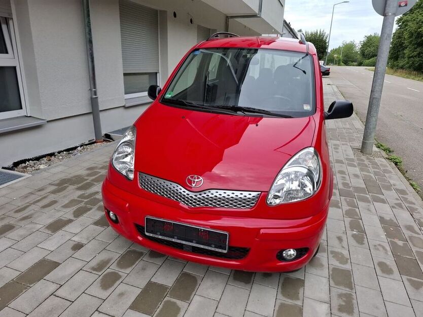 Yaris