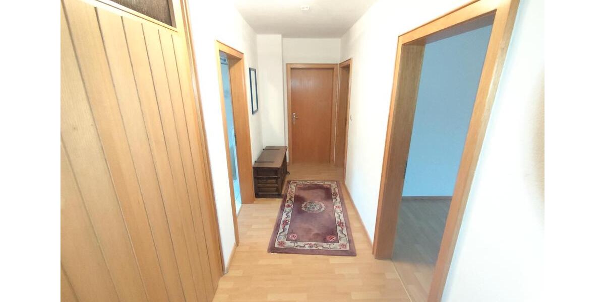 Einfamilienhaus Bückeburg - 7 Zimmer, 200 m&sup2;, 335.000&euro; | Angebot:26840026