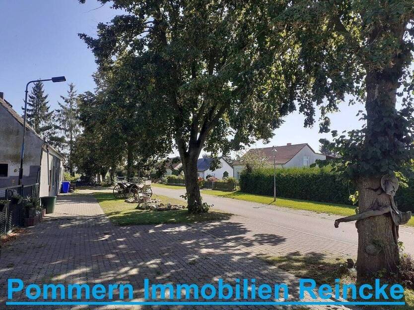 Am Dorfrand mit Ruhe und viel Landluft !!!