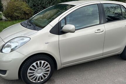 Daihatsu Charade 147.529 km 3.299 &euro; Jüchen 41363