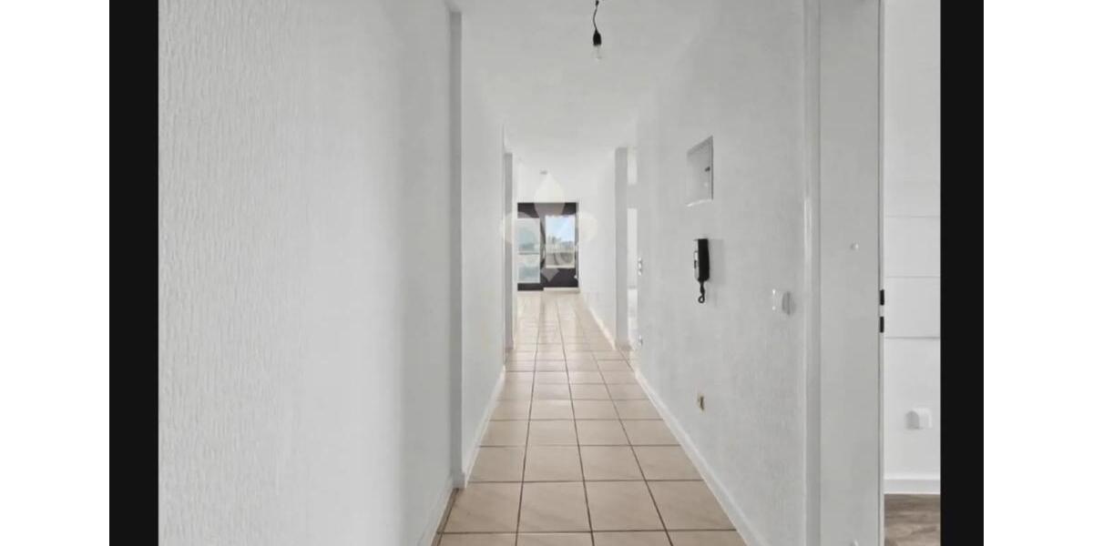 Etagenwohnung Ludwigshafen am Rhein - 4 Zimmer, 95 m&sup2;, 1.150&euro; | Angebot:25856147