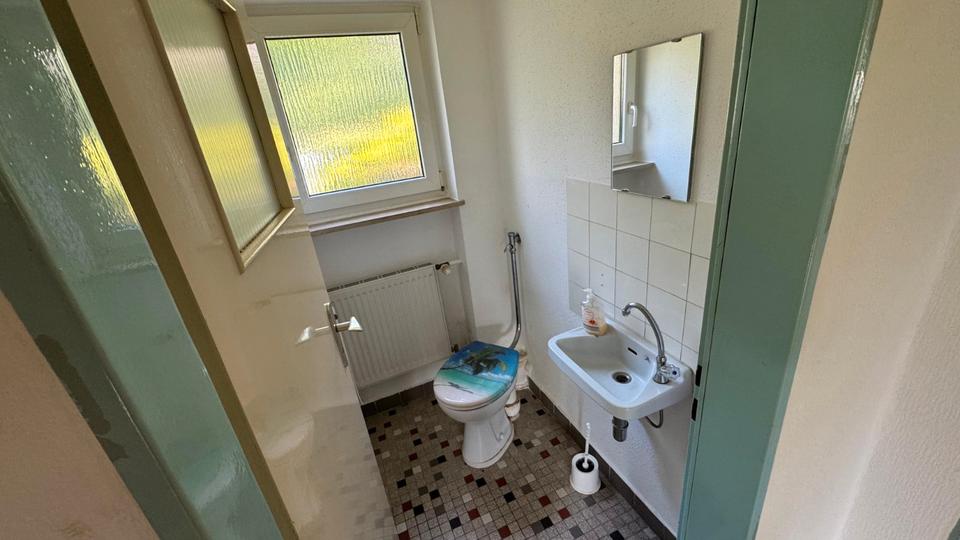 Einfamilienhaus Hof Christiansreuth - 6 Zimmer, 160 m&sup2;, 250.000&euro; | Angebot:27132106