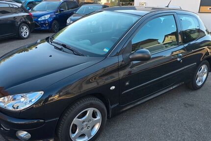 Peugeot 206 86.000 km 2.450 &euro; Bad Friedrichshall 74177
