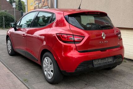 Renault Clio 162.000 km 4.600 &euro; Oberhausen 46147