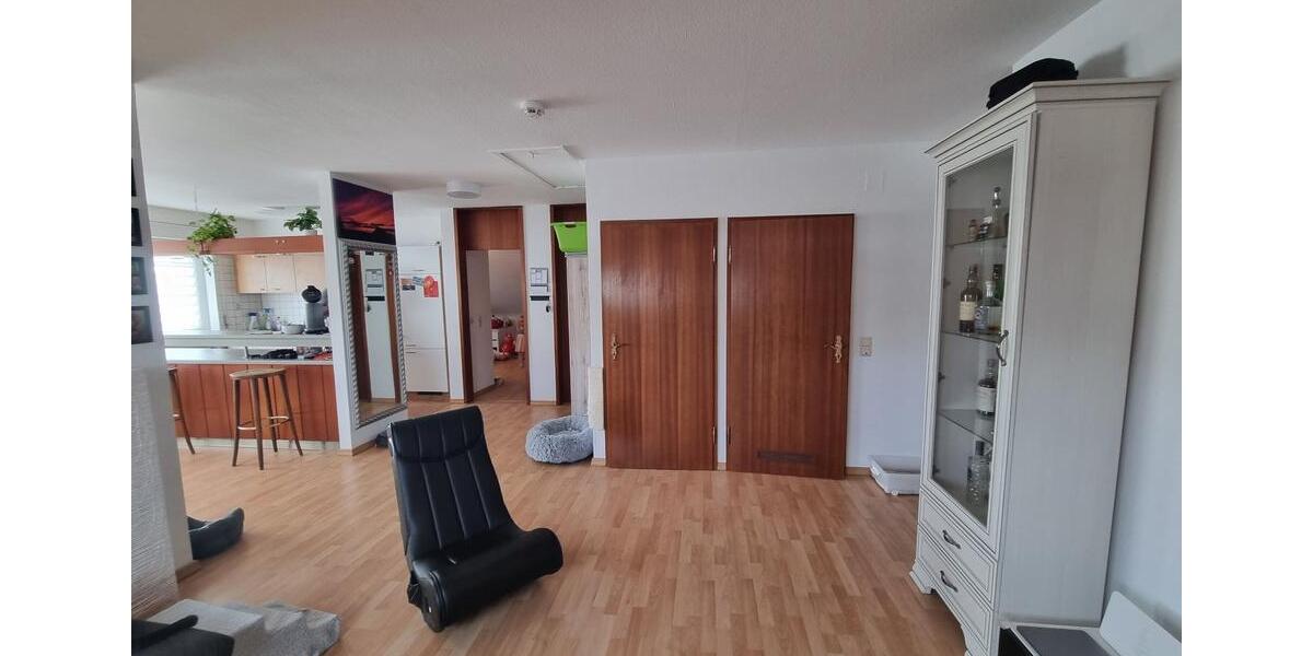 Dachgeschoßwohnung Heusweiler - 3 Zimmer, 83 m&sup2;, 580&euro; | Angebot:26384024