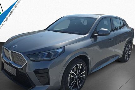 BMW iX2 1.500 km 56.880 &euro; Hamburg 21073