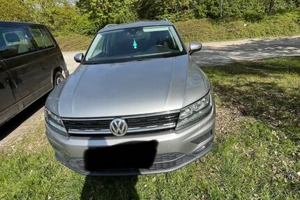 VW Tiguan 68.000 km 22.999 &euro; Delligsen 31073