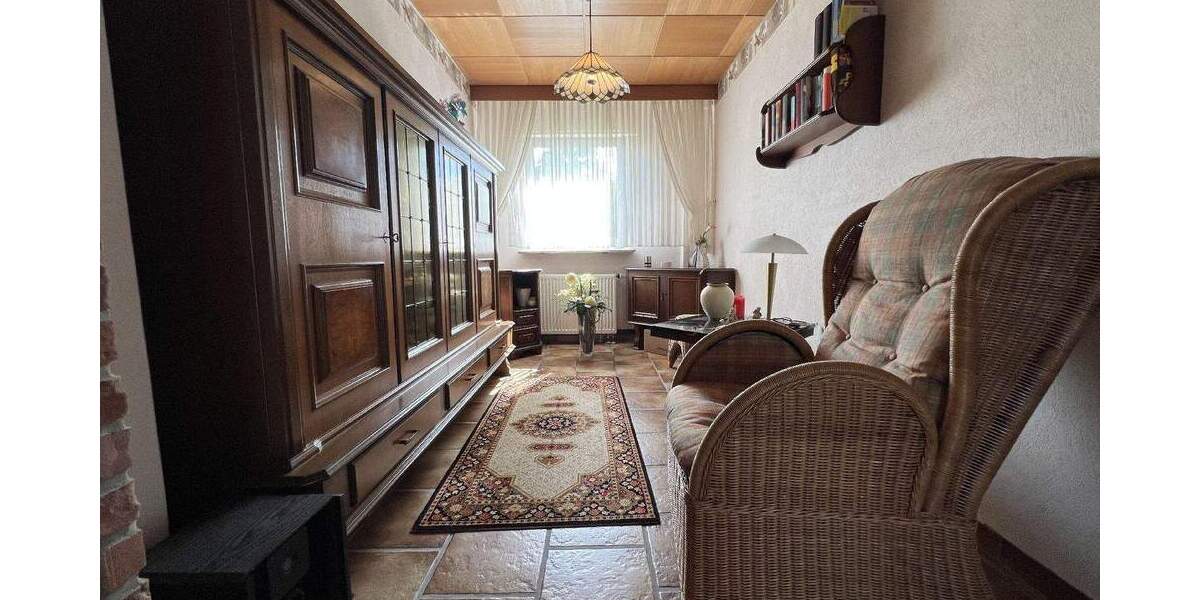 Doppelhaushälfte Mönchengladbach-Wickrath Wickrath - 7 Zimmer, 125 m&sup2;, 299.000&euro; | Angebot:24812595