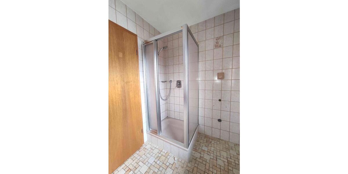Etagenwohnung Klettgau - 2 Zimmer, 43 m&sup2;, 200.000&euro; | Angebot:26287987