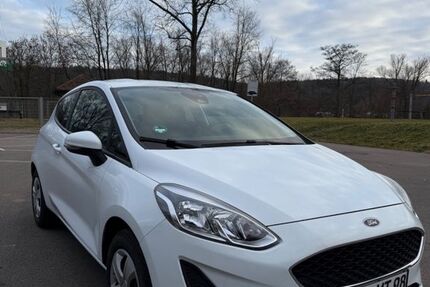Ford Fiesta 71.800 km 7.600 &euro; Tübingen 72074
