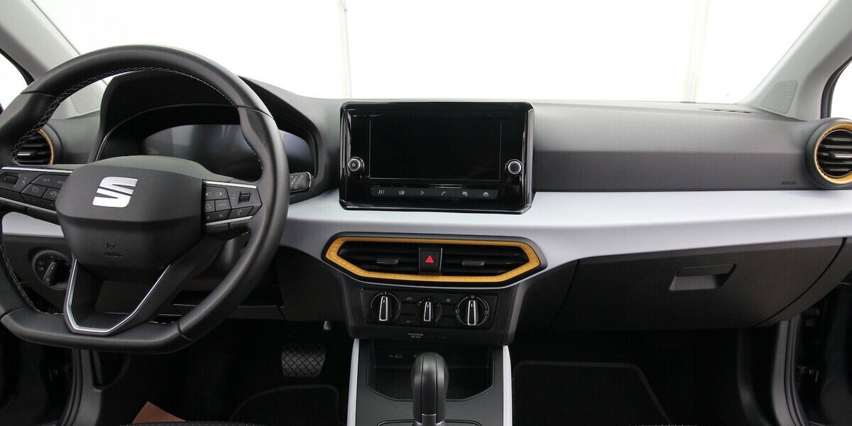Seat Arona TSI OPF 7-DSG Style LED+TEMPOMAT+KLIMA+ALU 15.336 km 18.700 &euro; Hagenow 19230