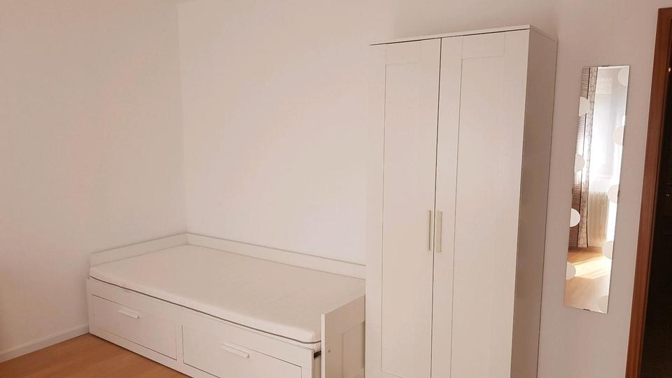 Etagenwohnung Edenkoben - 3 Zimmer, 86 m&sup2;, 400&euro; | Angebot:20656206