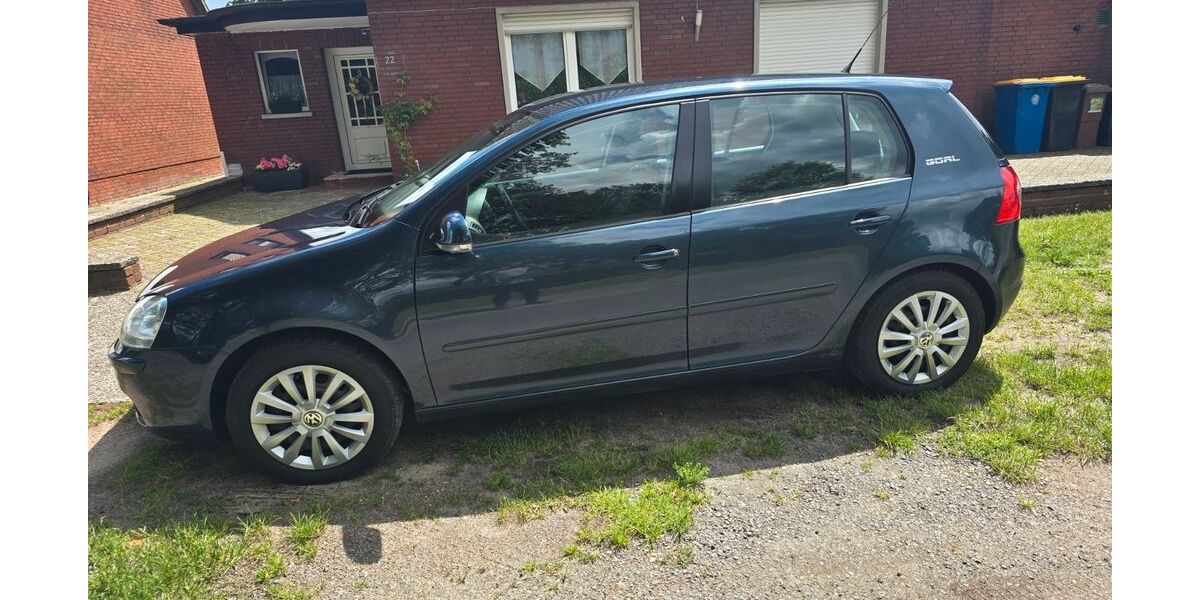 VW Golf 191.841 km 1.250 &euro; BAKUM 49456