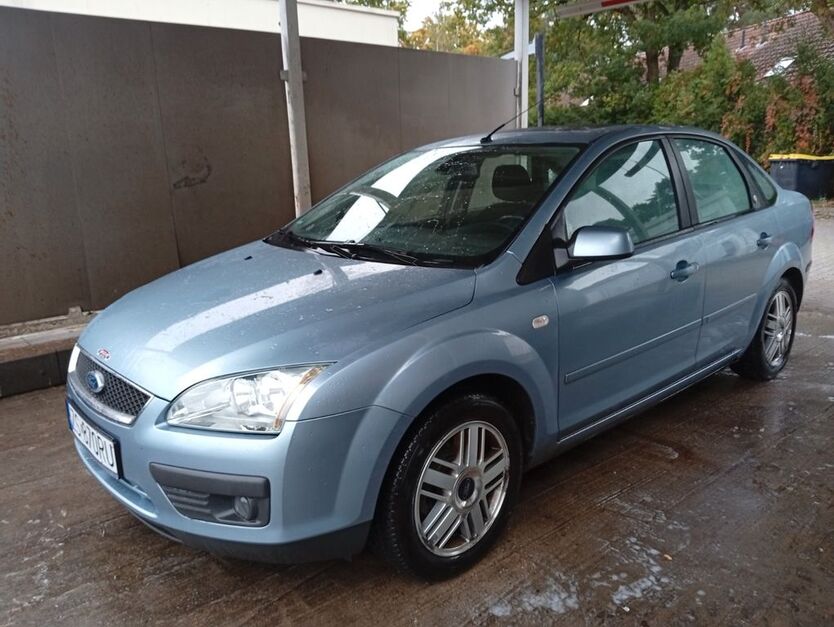 Ford Focus 230.300 km 950 € Oranienburg 16515