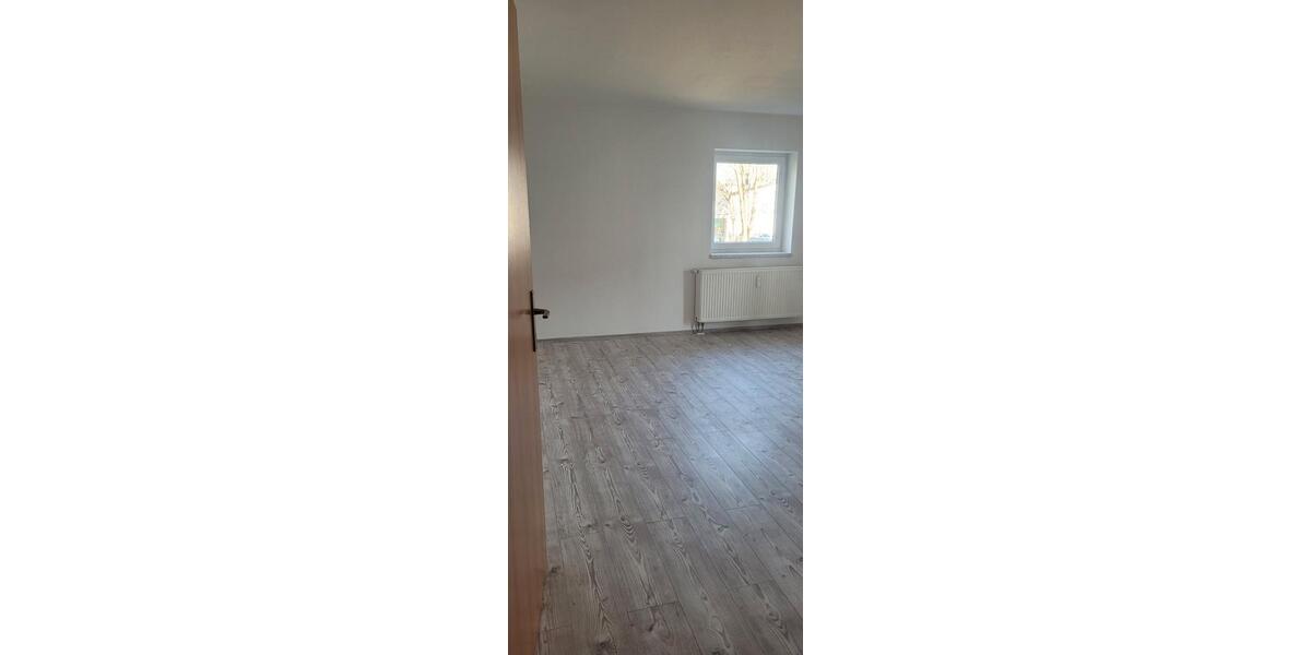 Etagenwohnung Schirgiswalde-Kirschau Kirschau - 1 Zimmer, 40 m&sup2;, 240&euro; | Angebot:26664074